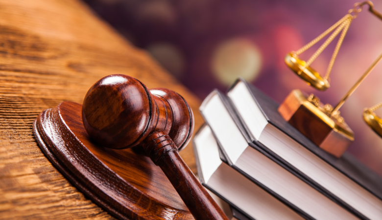 What Do Commercial Solicitors Do? How They Help Your Business Succeed in 2025