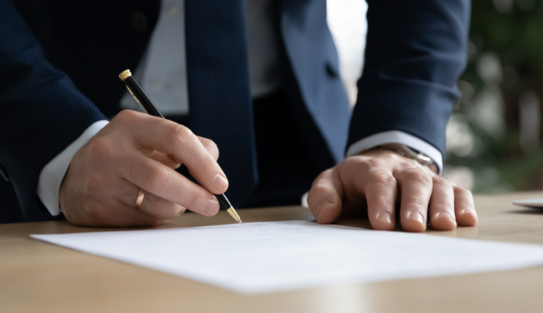 Do I Need a Solicitor for a Commercial Lease? The Best Way to Protect Your Business in 2025