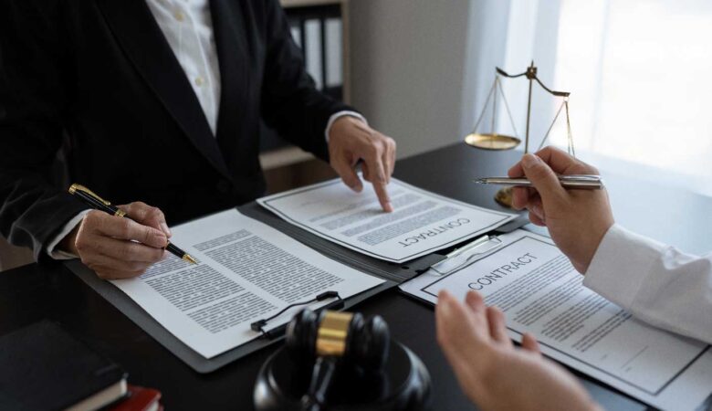 How to Choose a Commercial Solicitor for Contract Review Without Overpaying: The UK Business Owner’s Checklist